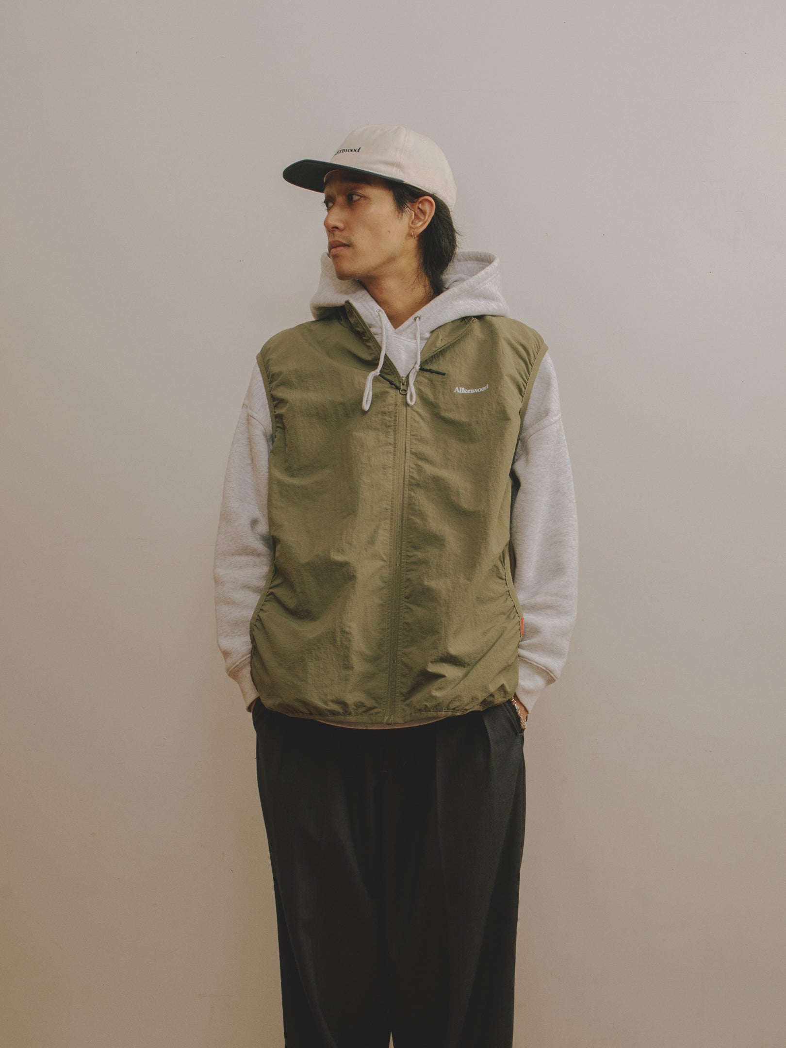 Nylon Packable Vest [Moss/Light Brown]