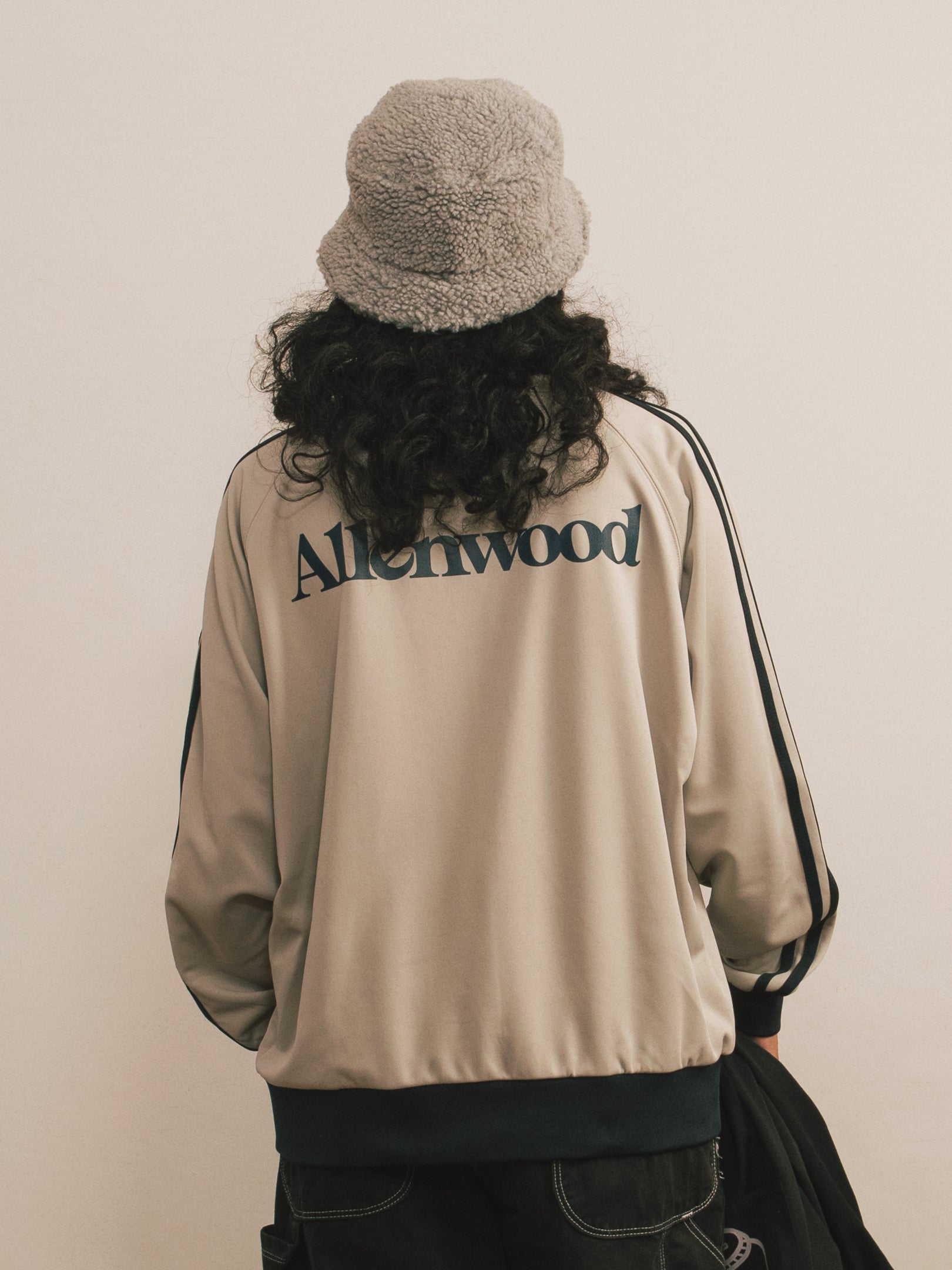 Classic Track Jacket [Gray/Navy]