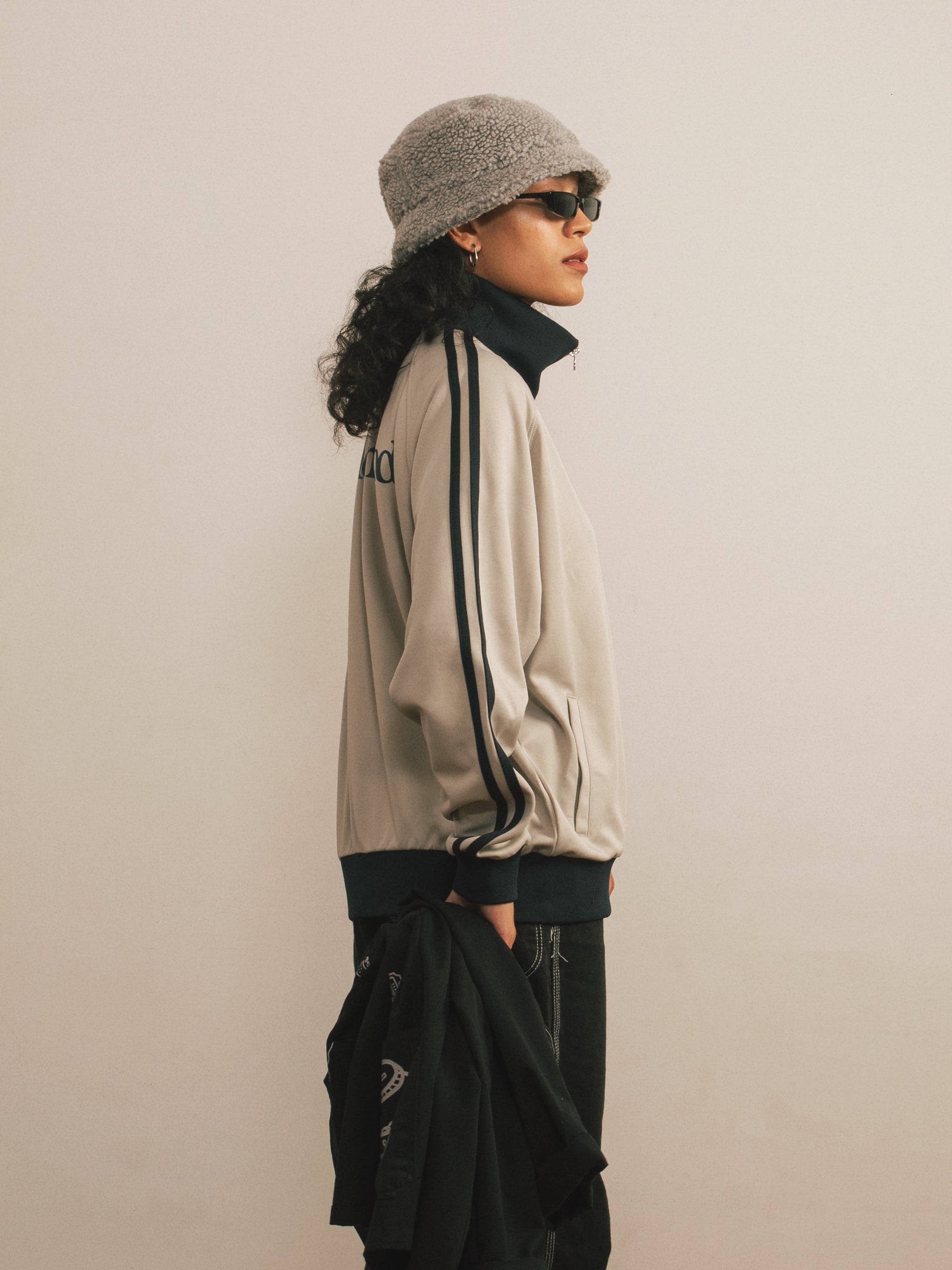 Classic Track Jacket [Gray/Navy]