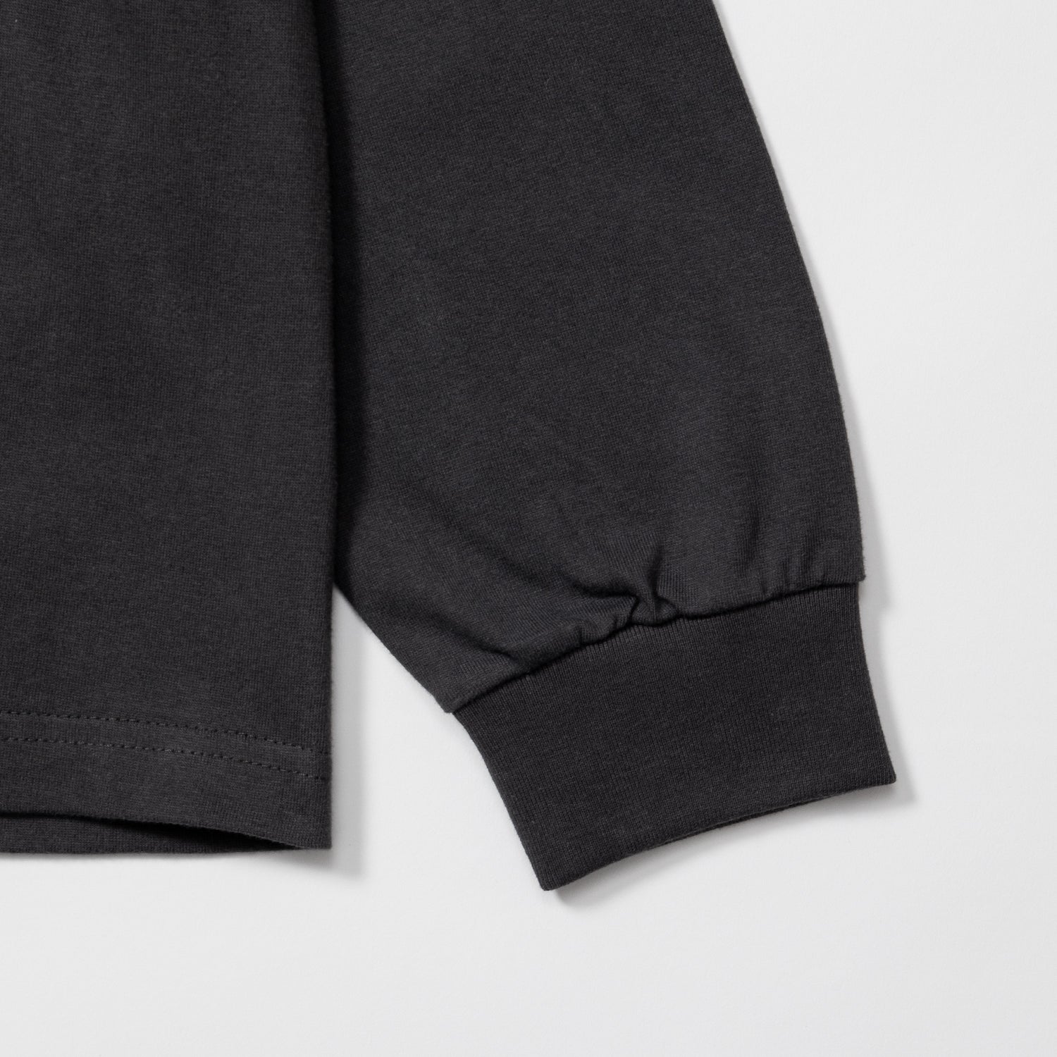 Logo L/S Tee [Charcoal]