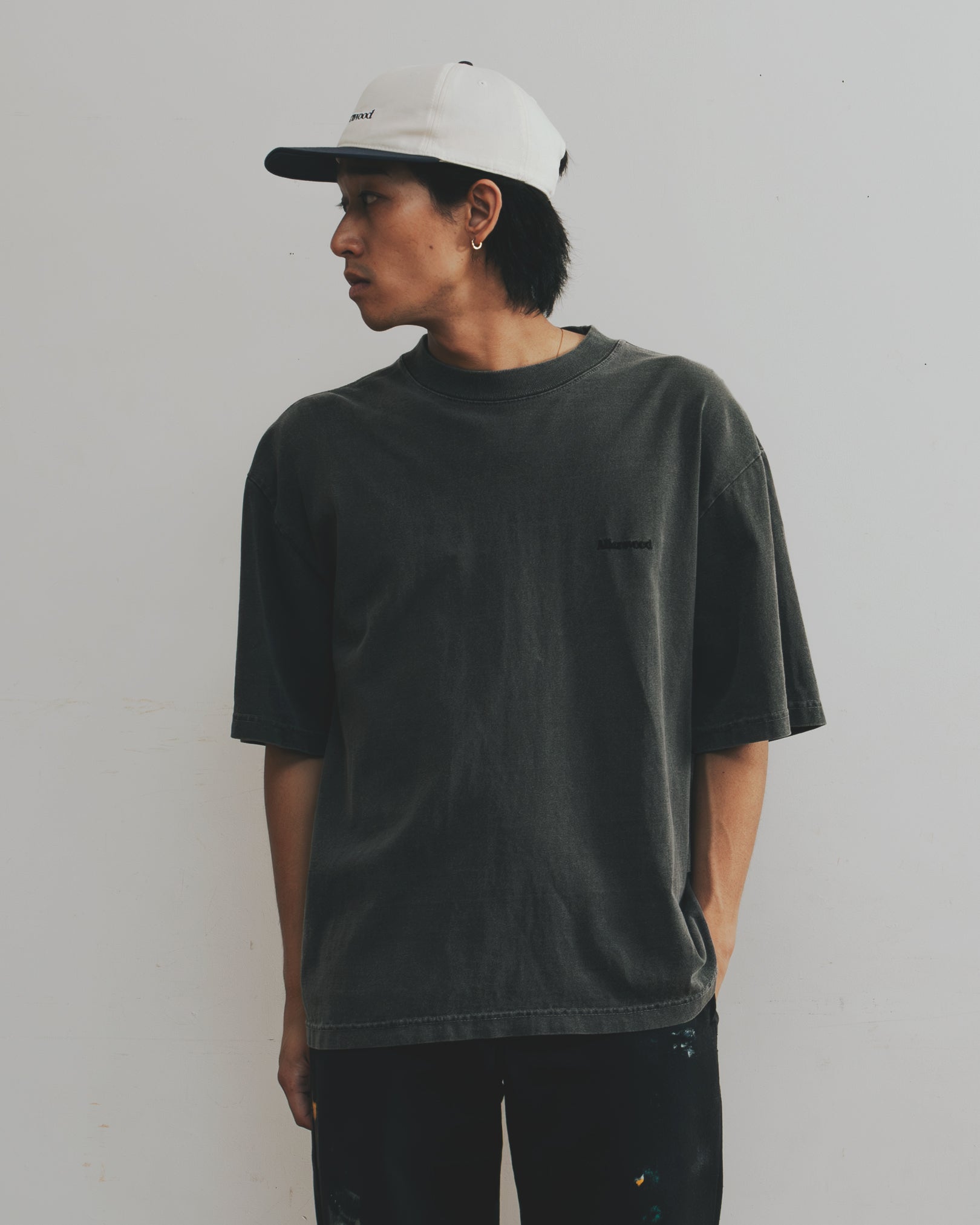 【PREMIUM BLACK】Logo Tee