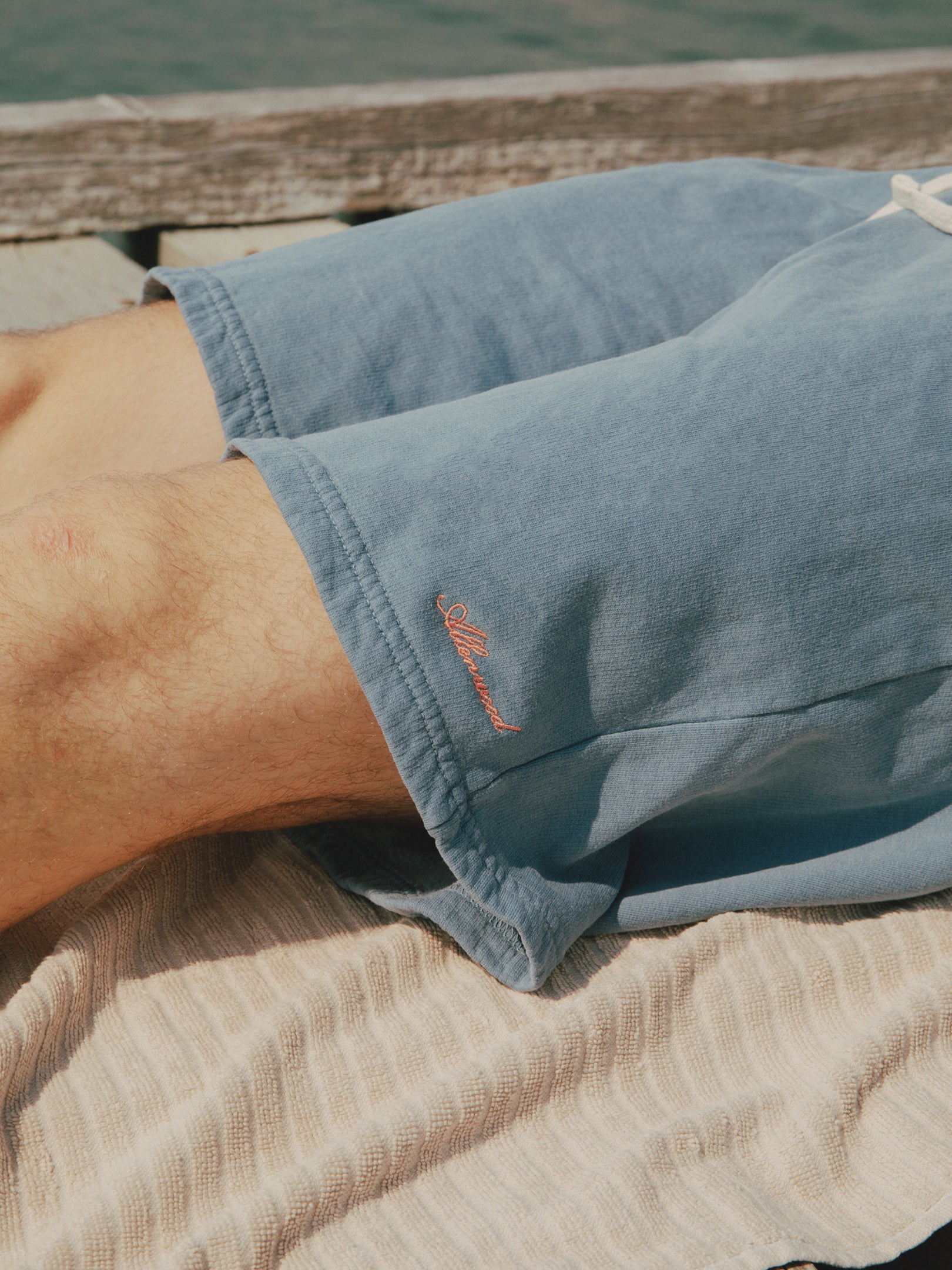 Garment Dyed Sweat Shorts [Blue Jean]