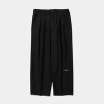 Two Tuck Slacks [Black]
